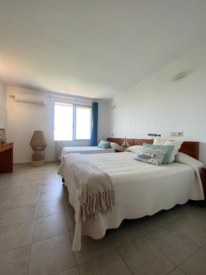 Hostal Blayet Valencia Exteriör bild