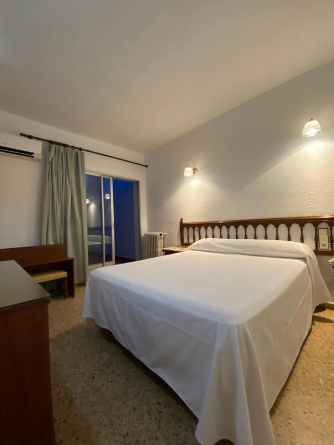 Hostal Blayet Valencia Exteriör bild
