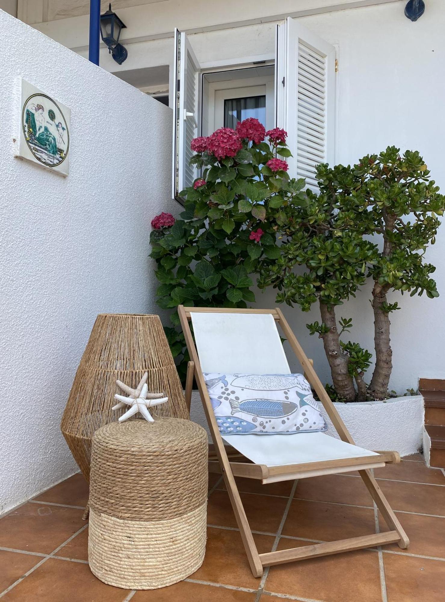 Hostal Blayet Valencia Exteriör bild